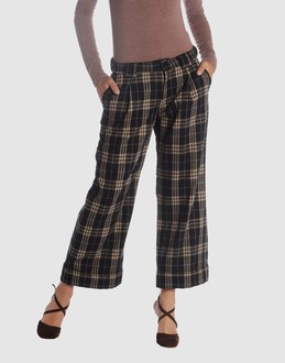 Plaid - Woollen flanel - Belt loops - Hook-and-bar, zip fly closure - Two front pockets - Bootleg cut - Cuffed hems -