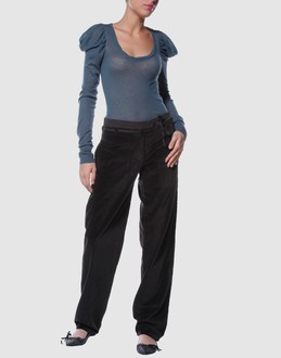 MARTIN MARGIELA 6 - レディース - パンツ - パンツ on YOOX.COM