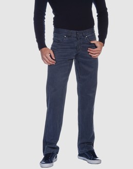 Gabardine - Belt loops - Button closing - Five pockets - Stitched trimmed -
