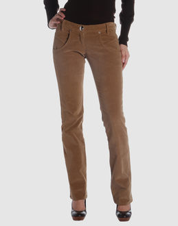 Velvet - Belt loops - Button, zip fly closure - Four pockets -