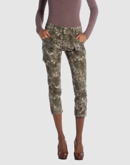 GUESS JEANS - PANTALONS - Pantalons corsaires - sur YOOX.COM