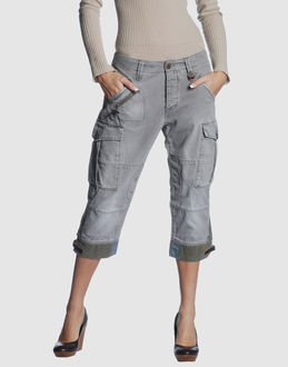 WE ARE REPLAY PANTALONI Pantaloni capri su YOOX.COM