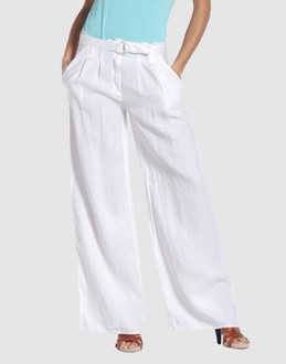 SHES SO PANTALONI Pantaloni su YOOX.COM