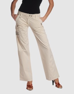 Confronta prezzi Napapijri pantaloni pantaloni su yoox.com