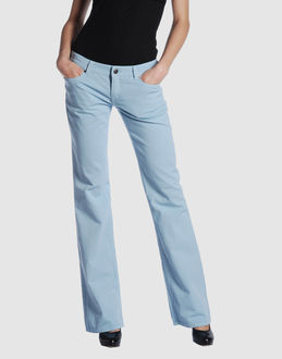 SEE BY CHLOE PANTALONI Pantaloni vita bassa su YOOX.COM