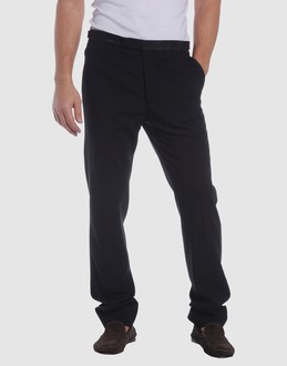 MARTIN MARGIELA 10 PANTALONI Pantaloni classici su YOOX.COM
