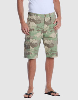 Confronta prezzi Combo pantaloni bermuda su yoox.com