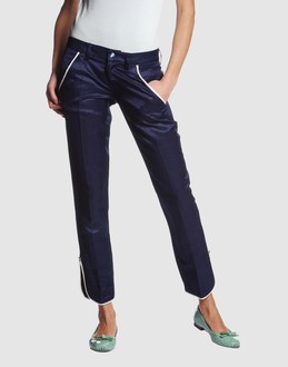 LTD FORNARINA - PANTALONS - Pantalons corsaires - sur YOOX.COM
