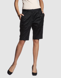 Confronta prezzi Golden goose pantaloni bermuda su yoox.com