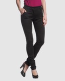 KILTIE PANTALONI Pantaloni classici su YOOXCOM