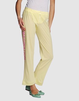 EMERGE PANTALONI Pantaloni su YOOX.COM