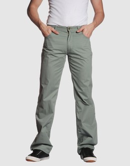 Confronta prezzi Timberland  pantaloni pantaloni su yoox.com