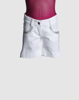 MISS BLUMARINE JEANS PANTALONI Bermuda su YOOX.COM