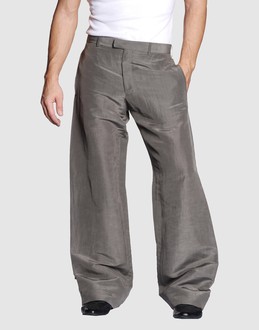 EMPORIO ARMANI PANTALONI Pantaloni classici su YOOX.COM