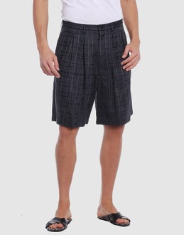 Confronta prezzi Emporio armani pantaloni bermuda su yoox.com
