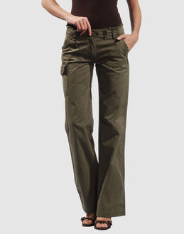 Confronta prezzi Napapijri pantaloni pantaloni su yoox.com
