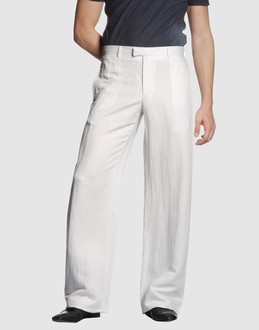 EMPORIO ARMANI PANTALONI Pantaloni classici su YOOX.COM