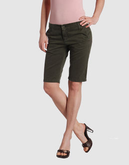 20 FEDERIK PANTALONI Bermuda su YOOX.COM