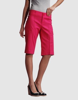 Confronta prezzi Lacoste pantaloni bermuda su yoox.com