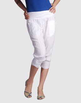 EUROPEAN CULTURE PANTALONI Pantaloni capri su YOOX.COM