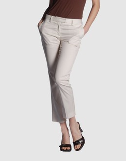 MONCLER PANTALONI Pantaloni su YOOX.COM