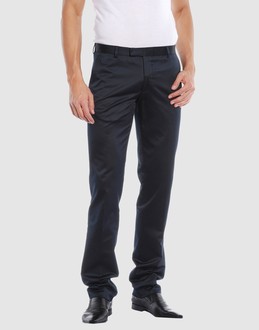 Confronta prezzi Futuro pantaloni pantaloni classici su yoox.com