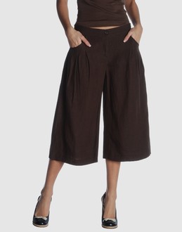 MICHAEL KORS PANTALONI Pantaloni capri su YOOX.COM