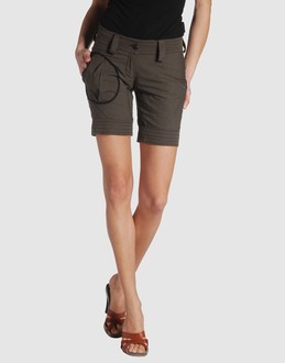 MALLONI PANTALONI Shorts su YOOX.COM
