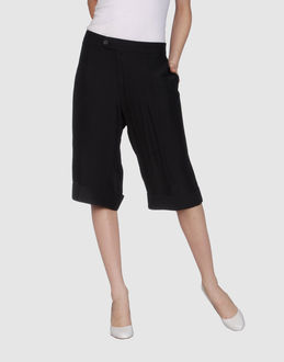 Confronta prezzi Lutz pantaloni bermuda su yoox.com