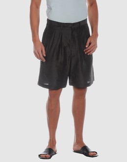 Confronta prezzi Emporio armani pantaloni bermuda su yoox.com