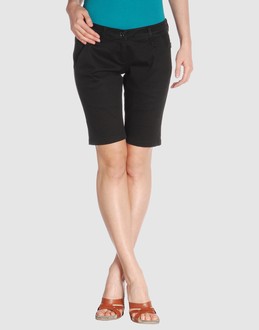 COMBOBELLA PANTALONI Bermuda su YOOX.COM