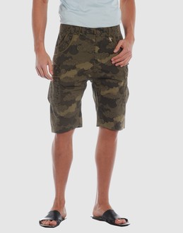 COMBO PANTALONI Bermuda su YOOX.COM