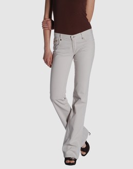 CNC COSTUME NATIONAL PANTALONI Pantaloni su YOOX.COM