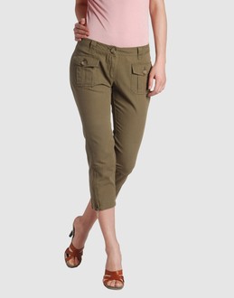 Confronta prezzi 19.70 genuine wear pantaloni pantaloni capri su yoox.com