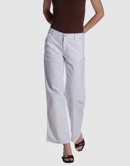 Confronta prezzi Carhartt pantaloni pantaloni su yoox.com