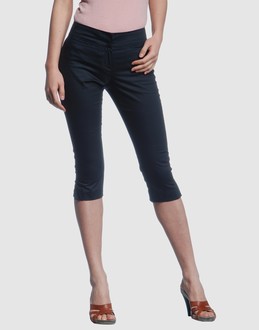 P.M.E. PANTALONI Pantaloni capri su YOOX.COM