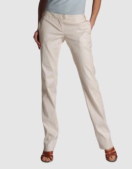 JUST CAVALLI PANTALONI Pantaloni classici su YOOX.COM
