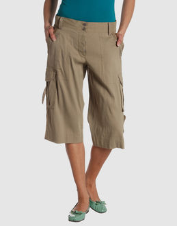 DKNY PANTALONI Pantaloni capri su YOOX.COM