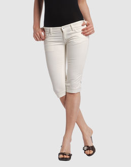 Confronta prezzi Evisu pantaloni bermuda su yoox.com