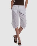 PETRA PANTALONI Bermuda su YOOXCOM