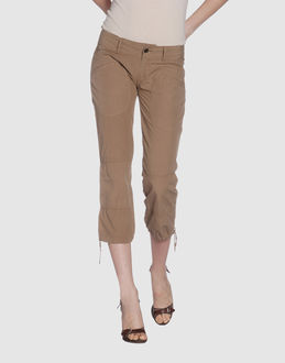 Confronta prezzi Frank baracca pantaloni pantaloni capri su yoox.com