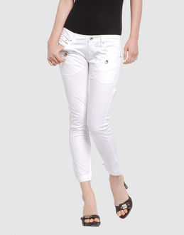 FORNARINA PANTALONI Pantaloni vita bassa su YOOX.COM