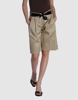 WEBER PANTALONI Bermuda su YOOX.COM