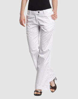 Confronta prezzi Calvin klein jeans pantaloni pantaloni su yoox.com