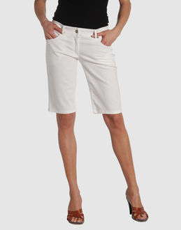 Confronta prezzi Calvin klein jeans pantaloni bermuda su yoox.com