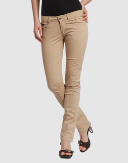 CALVIN KLEIN JEANS - PANTALONS - Pantalons taille basse - sur YOOX.COM