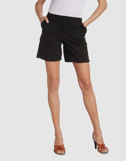 Confronta prezzi Armani jeans pantaloni bermuda su yoox.com