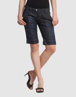 Confronta prezzi Meltin pot pantaloni bermuda su yoox.com