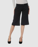 ELEMENTI PANTALONI Bermuda su YOOXCOM