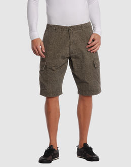Confronta prezzi Stussy authentic gear pantaloni bermuda su yoox.com